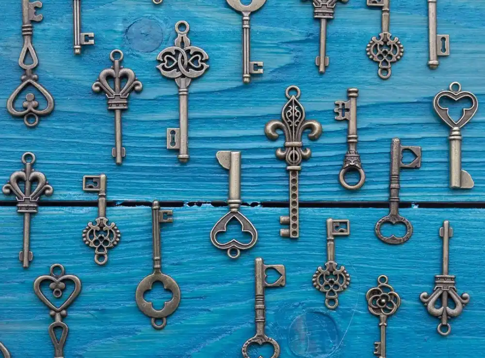 Rabatter Different vintage keys